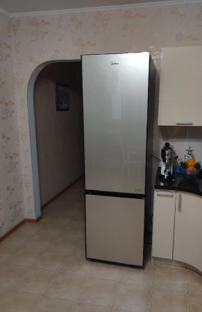 Ремонт холодильников Midea ---