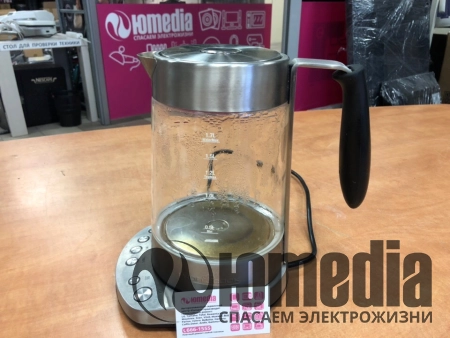 Не включается. Запах поленово.