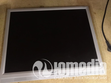 LCD монитор 20