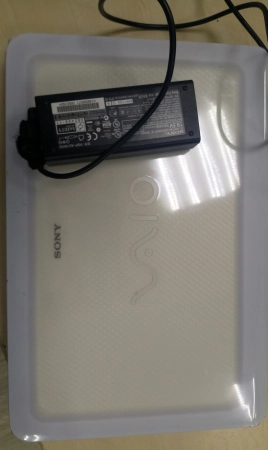 Ноутбук (премиум) Sony pcg-61713v