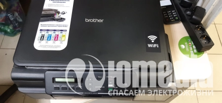 МФУ лазерный цветной Brother DCP-T500W