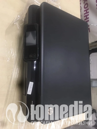 Лазерный принтер цветной HP Deskjet lnk advatage 5525