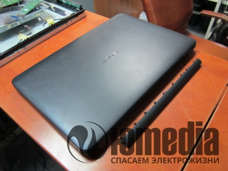Деталь Asus x555s