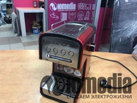 Не хватает давления, не продавливает кофе. Не льется а капает, не взбивает молоко.
