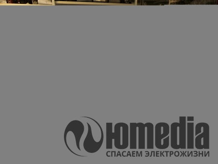 при включении открывается лоток и заезжает обратно