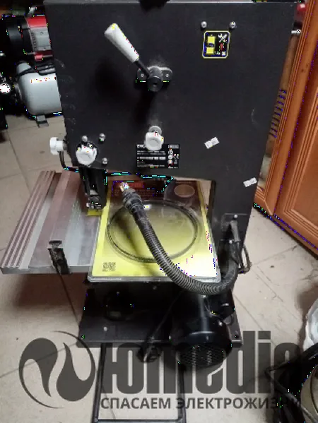 Ремонт ленточных пил RYOBI rRBS904