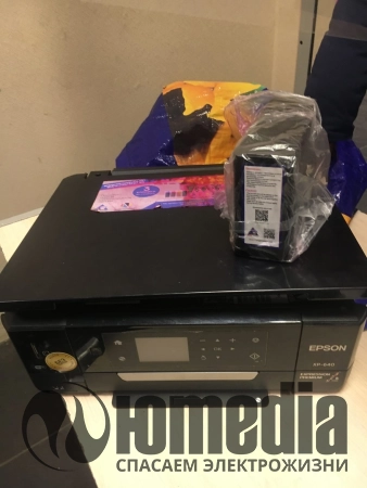 Лазерный принтер цветной Epson XP-640