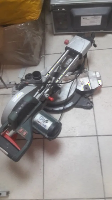 Дисковая пила торцовочная/угловая (Ø диска от 300  Metabo KGS216M