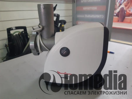 Попал нож. Стучит