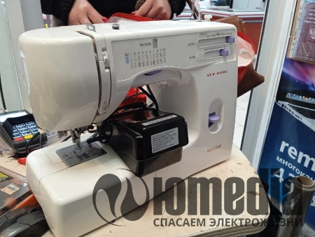не протягивает ткань