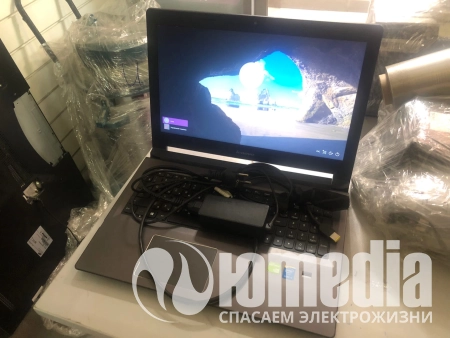 Залили водой, не работает часть кнопок.