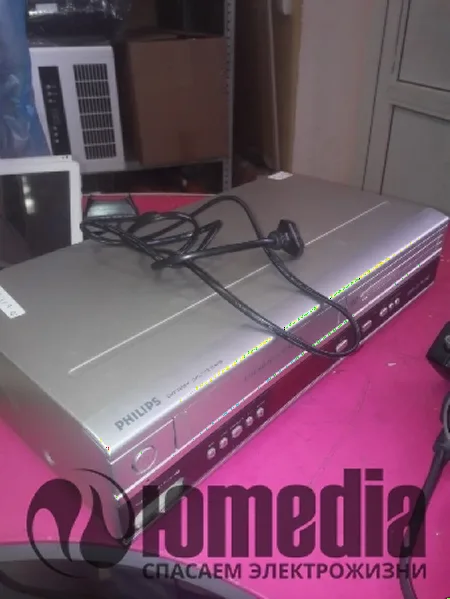 Ремонт портативных DVD Philips DVP3050V