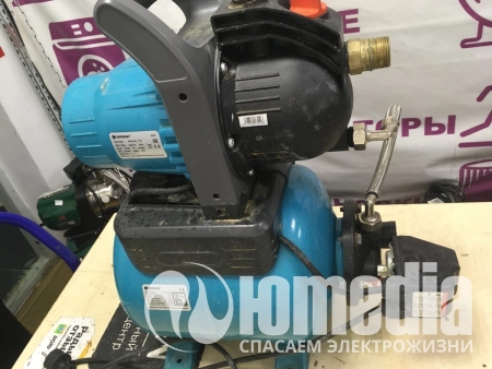 Гудит, мотор не работает.