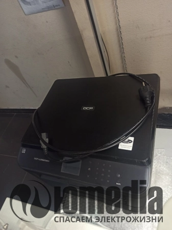 Принтер на дому Brother DCP-L2560DWR