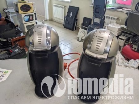 Не работает, не качает. Сдеалть обе или из двух одну.