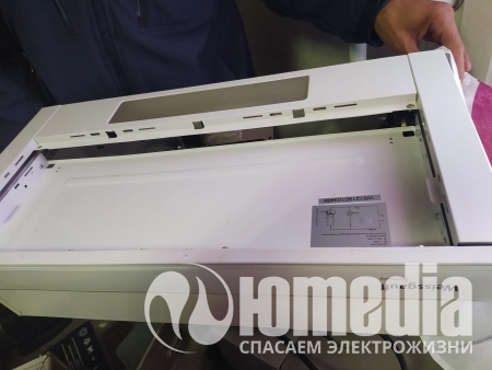 Вытяжка Weissgauff TEL 06 1M WN