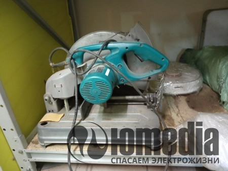Дисковая пила торцовочная/угловая (Ø диска от 300  Makita 2414NB