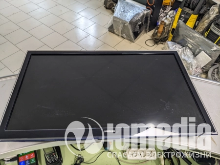 Ремонт телевизоров 32" Samsung UE32F4500AK