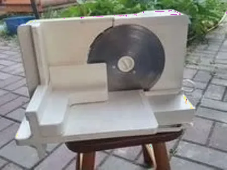 Хлеборезка Bosch MAS 4200