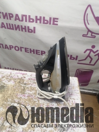 При минимальной мощности работает, если увеличивать, то выбивает  пробки
