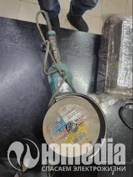 Ремонт болгарки Makita GA9050