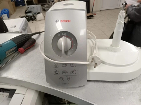 Ремонт кухонных комбайнов Bosch FD8709