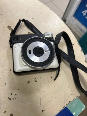 Ремонт плёночных фотоаппаратов Instax SQ6