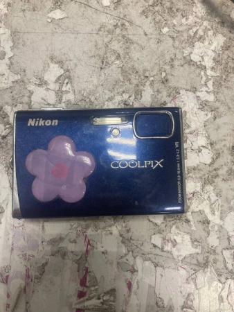  Nikon Coolpix s51