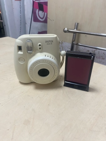 Ремонт плёночных фотоаппаратов Instax mini8