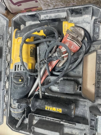 Ремонт перфораторов DeWALT D25143ks