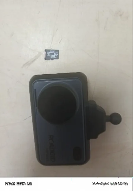 Включается заставка появляется и выключается