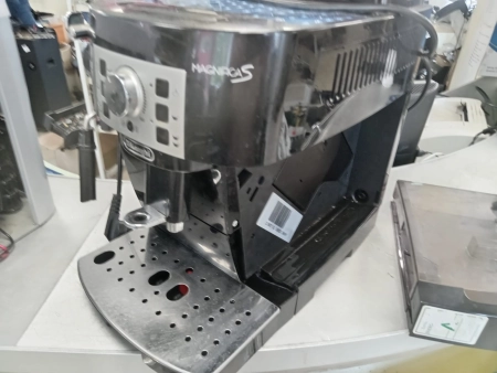 Ремонт кофемашин DeLonghi MAGNIFICA S