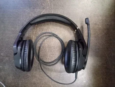 Ремонт наушников HyperX ---