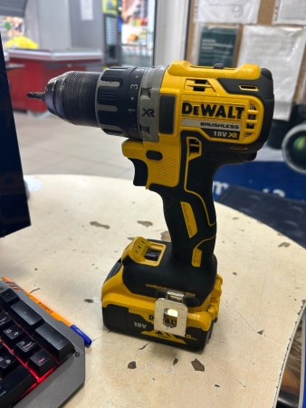 Ремонт шуруповертов DeWALT DCD791