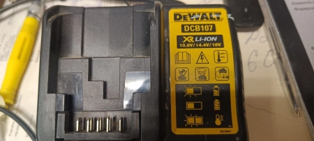 Ремонт зарядных устройств DeWALT DCB107