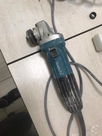 Ремонт шлифмашинок Makita GA5030R