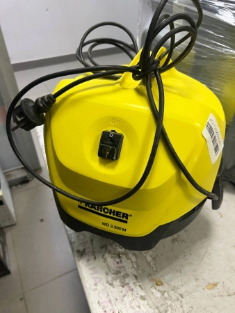 Пылесос (премиум) Karcher WD 3.300 M