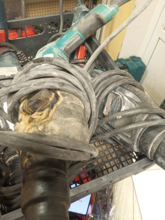 Ремонт перфораторов Makita HR2470