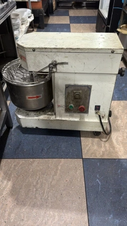 Ремонт кухонных комбайнов Noname Starfood/ Тестомес