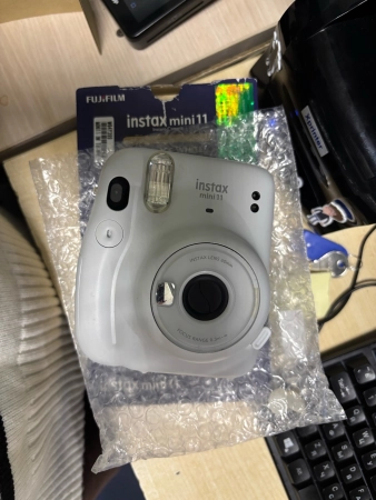 Ремонт плёночных фотоаппаратов Instax mini 11