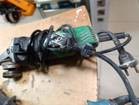 Ремонт болгарки Hitachi g123r3