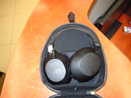 Ремонт наушников Sony XM5