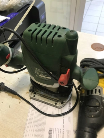 Ремонт фрезеров Bosch POF 1200 AE