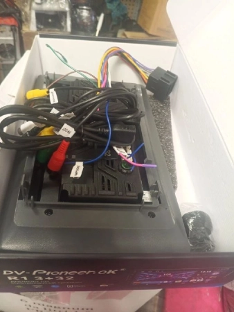 Ремонт автомагнитол Pioneer R1 3+32