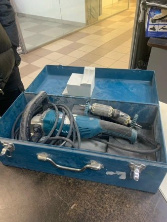 Ремонт шлифмашинок Makita PC5000C