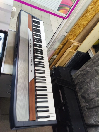  Korg SP-250