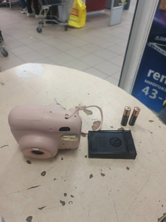 Ремонт плёночных фотоаппаратов Fujifilm Instax mini 11