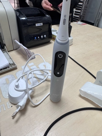Ремонт электрических зубных щеток Oral-B AM 52051426
