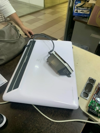 Ремонт обогревателей Electrolux ECH/AG2-2000 T