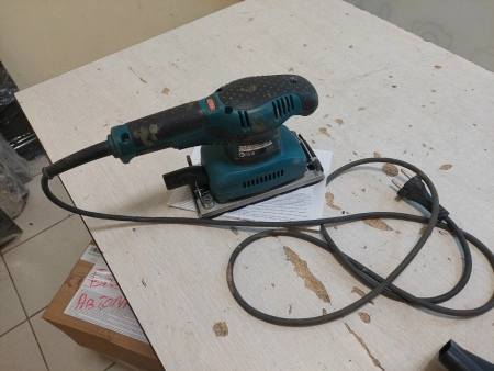 Ремонт шлифмашинок Makita BO3711